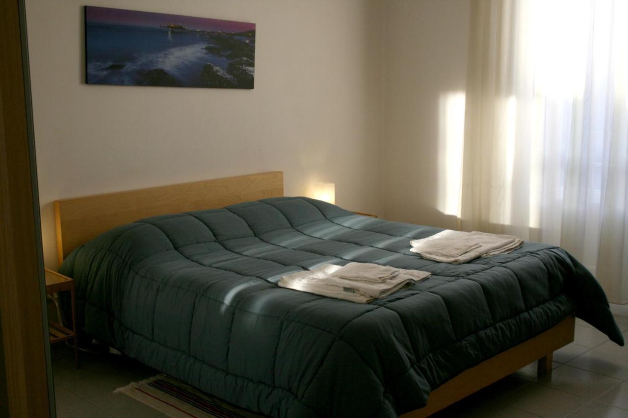 2 Bedrooms Appartement At Pescara 300 M Away From The Beach With Balcony And Wifi Kültér fotó