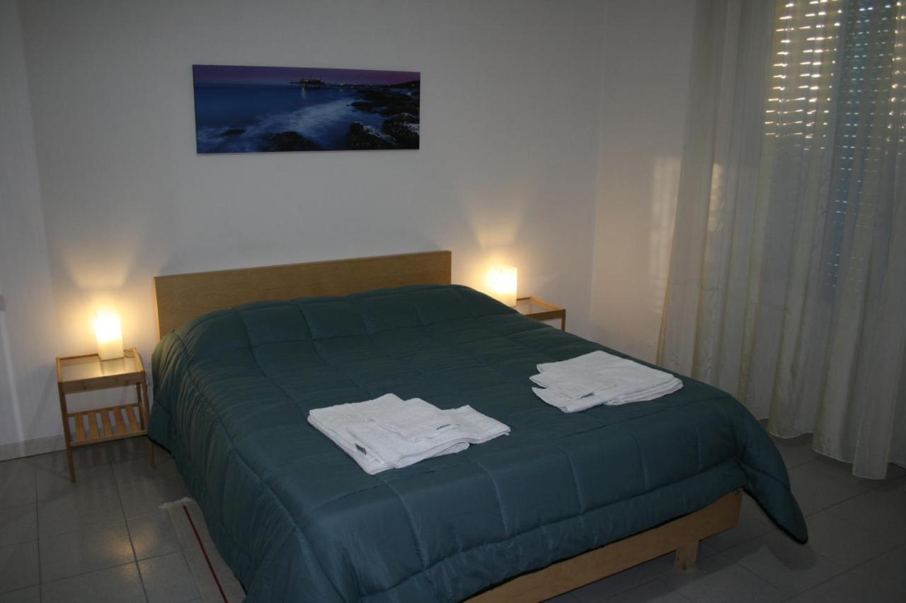 2 Bedrooms Appartement At Pescara 300 M Away From The Beach With Balcony And Wifi Kültér fotó